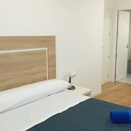 Apartman Rosalia De Castro 27 *